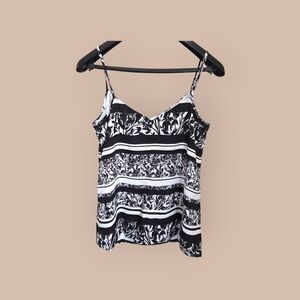 ⭐️Le Chateau Black and White  Camisole Size Med